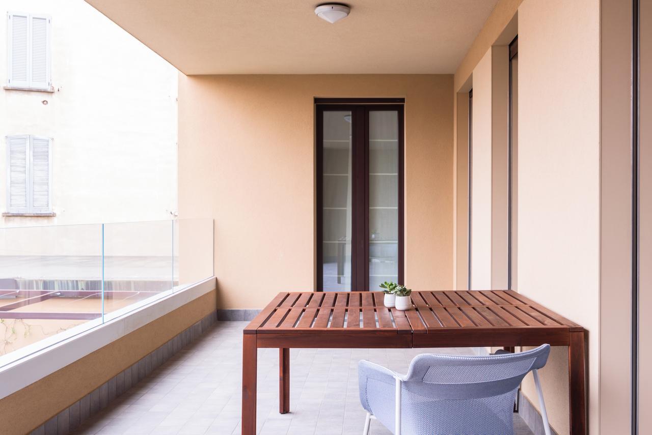 Altido Lovely 1-Bed Flat With Balcony & Free Parking มิลาน ภายนอก รูปภาพ